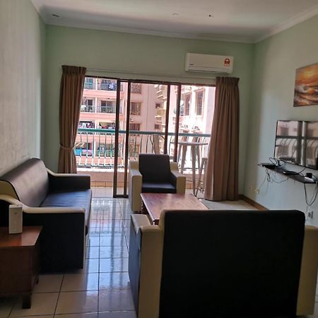 קוטה קינבלו Marina Court Kk City Homestay מראה חיצוני תמונה