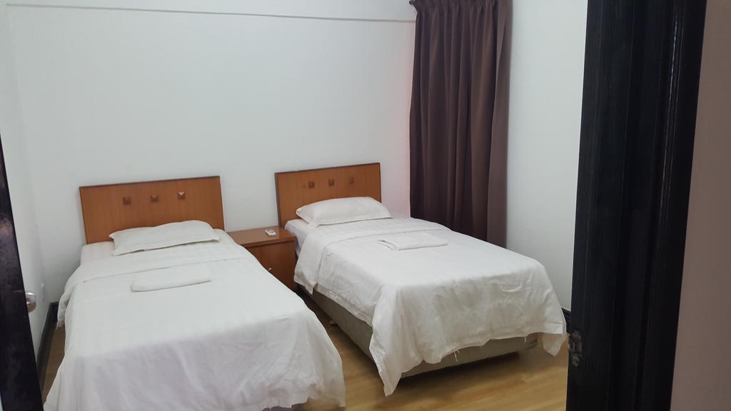 קוטה קינבלו Marina Court Kk City Homestay מראה חיצוני תמונה